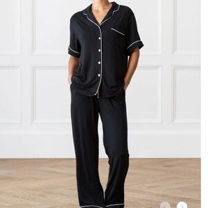 Cozy Earth Bamboo pajama set in black I’m